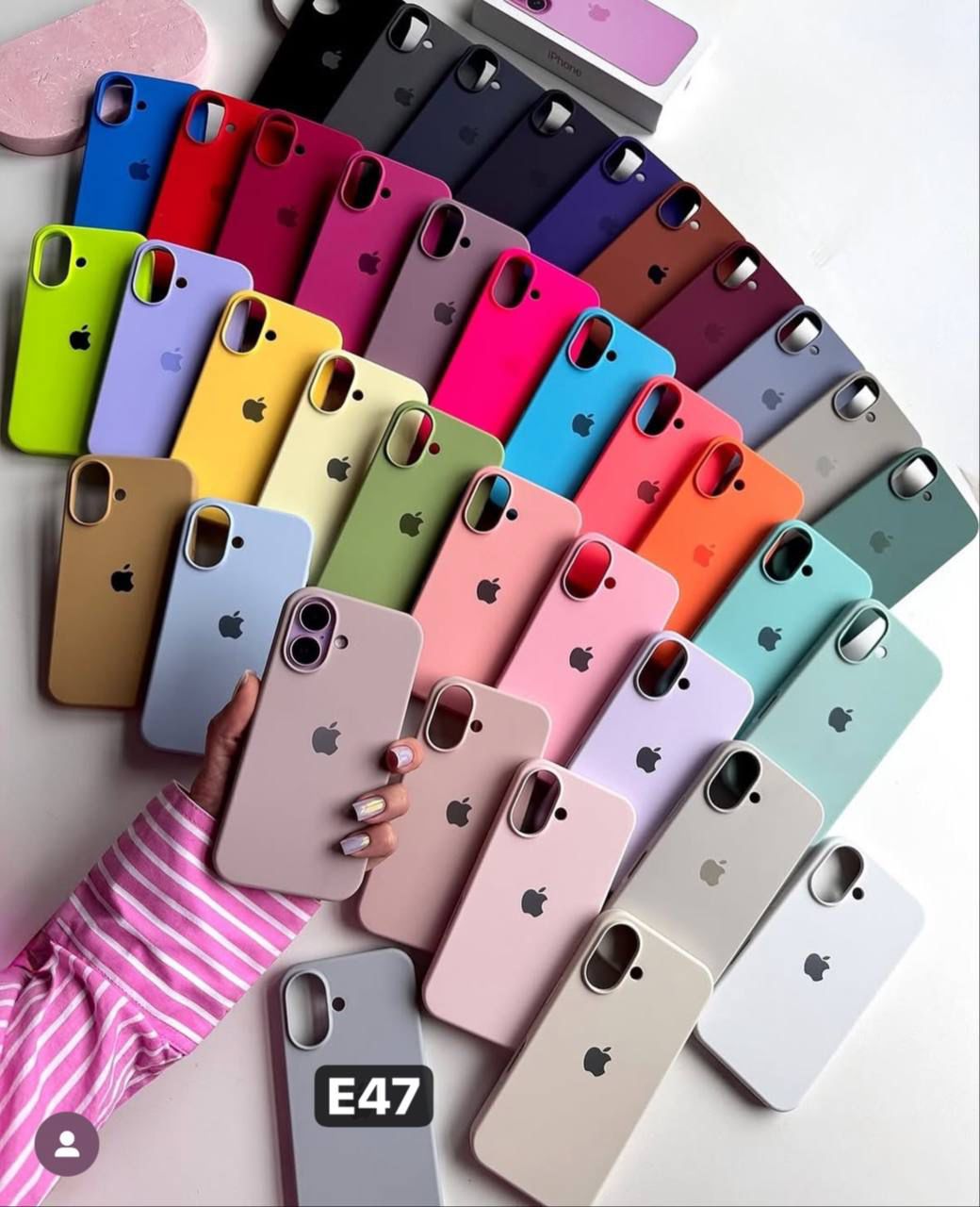 1 OG Silicone Case + 1 Gorilla Glass + 1 Cleaner Case